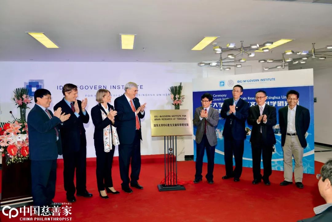 他是百度腾讯小米背后的男人，但他的成功却是个“意外”